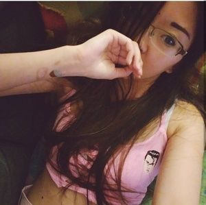 Meet your Posher, Candace